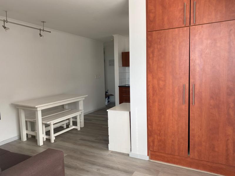 To Let 1 Bedroom Property for Rent in Claremont Western Cape